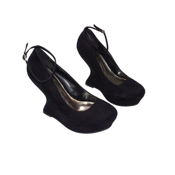 Candie's Ginger Black Faux Suede Platform Almond Toe Gravity Wedge Heels NIB - Picture 1 of 6